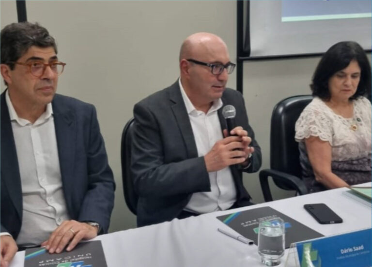 Prefeito Dário Saadi  é o convidado do Jornal da TV Thathi desta sexta-feira