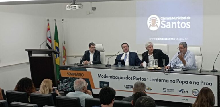 APS participa de seminário sobre legislação de modernização dos portos em Santos