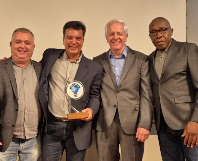 No Museu do Futebol, jornalismo esportivo do Grupo Thathi é premiado pela terceira vez