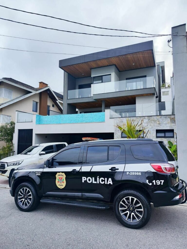 Polícia de Goiás faz operação contra a divulgação do ‘Jogo do Tigrinho’; influenciadora de São José é um dos alvos