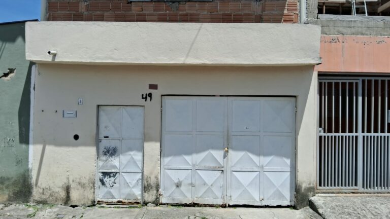 Homem mata esposa a facadas em São José dos Campos