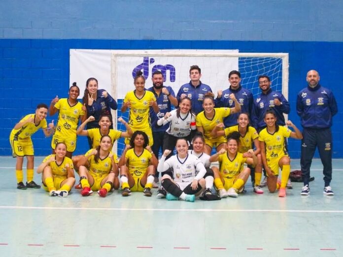 Time feminino do São José Futsal vence o primeiro jogo da decisão do Paulista