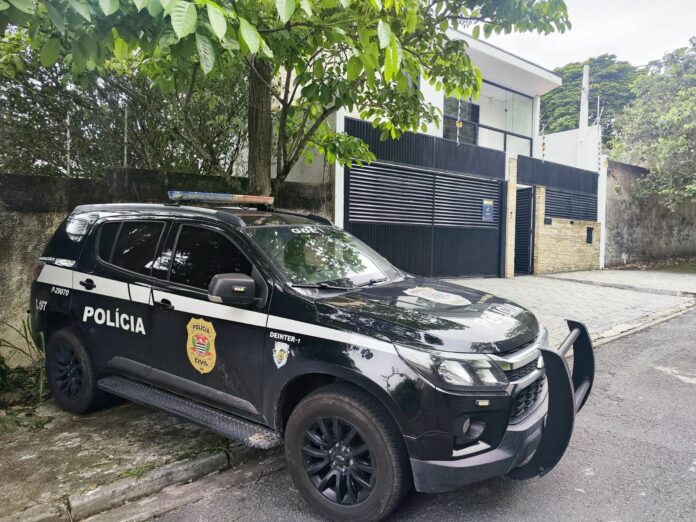 Operação da Polícia Civil faz buscas contra empresários suspeitos de tráfico e lavagem de dinheiro na região Operação da Polícia Civil faz buscas contra empresários suspeitos de tráfico e lavagem de dinheiro na região