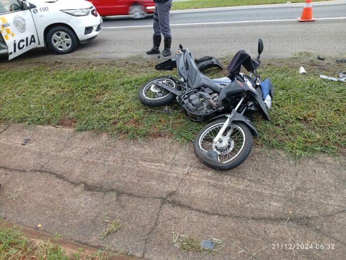 Motociclista morre atropelado na rodovia e motorista foge sem prestar socorro