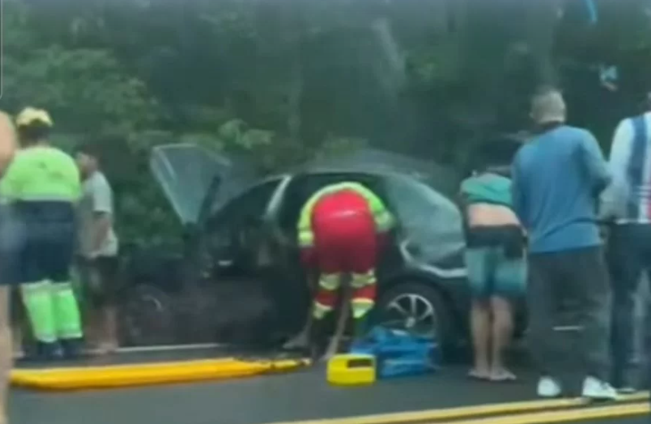 Motorista dirige em ‘zigue-zague’, causa acidente, fere 5 pessoas e morre em Rodovia Mogi-Bertioga