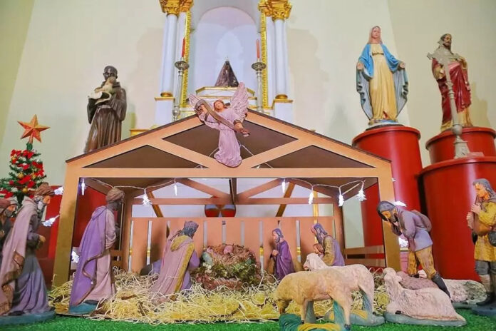 Museu de Arte Sacra de São José reabre com exposição de presépios
