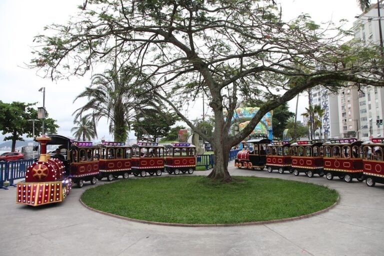 Túnel interativo e trenzinho elétrico são novas atrações do Aquário de Santos