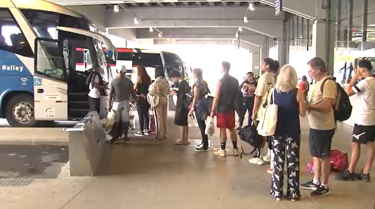 Rodoviária de Santos possui mais de 40 ônibus extras para temporada