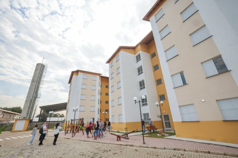 Cidade do litoral solicita ao Governo Federal a construção de mais 600 unidades habitacionais