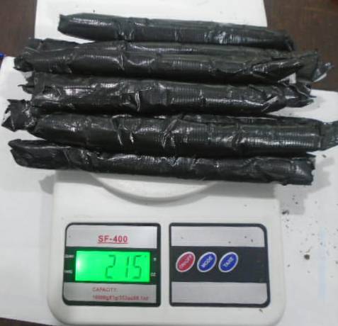 Maconha é encontrada escondida entre costuras de bolsa durante visita em penitenciária de São Vicente