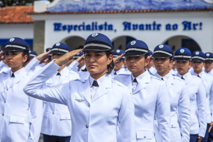 Mulheres de Guaratinguetá já podem se alistar para a Aeronáutica; veja como funcionam as inscrições Mulheres de Guaratinguetá já podem se alistar para a Aeronáutica; veja como funcionam as inscrições
