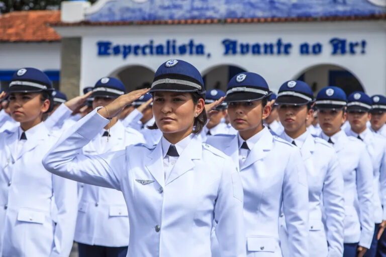 Mulheres de Guaratinguetá já podem se alistar para a Aeronáutica; veja como funcionam as inscrições