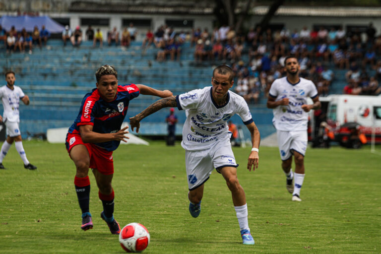 Taubaté leva virada e é derrotado pelo Marcílio Dias-SC na estreia da Copinha