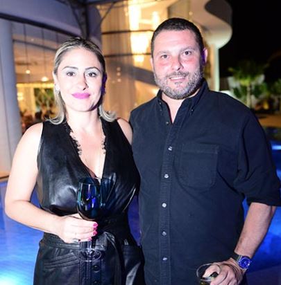 Adolescente perde os pais em queda de helicóptero no dia do aniversário