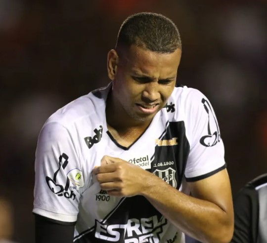 Jogadores processam Ponte Preta por dívidas trabalhistas que somam R$ 3,5 milhões