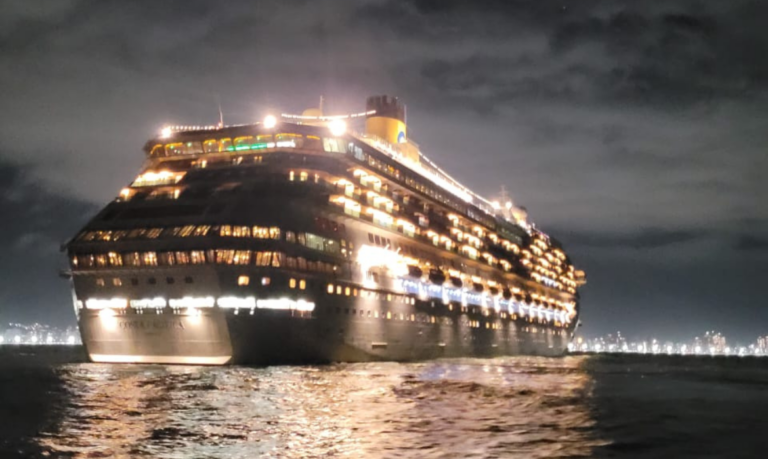 Virada de ano em Santos contou com primeiro navio de cruzeiro ancorado na orla; Veja como foi