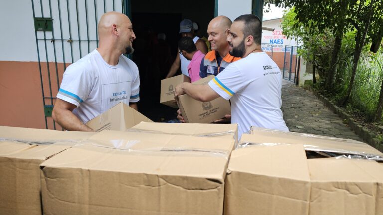 Fundo Social de São Paulo envia 500 cestas básicas para dar suporte à população desalojada em Peruíbe