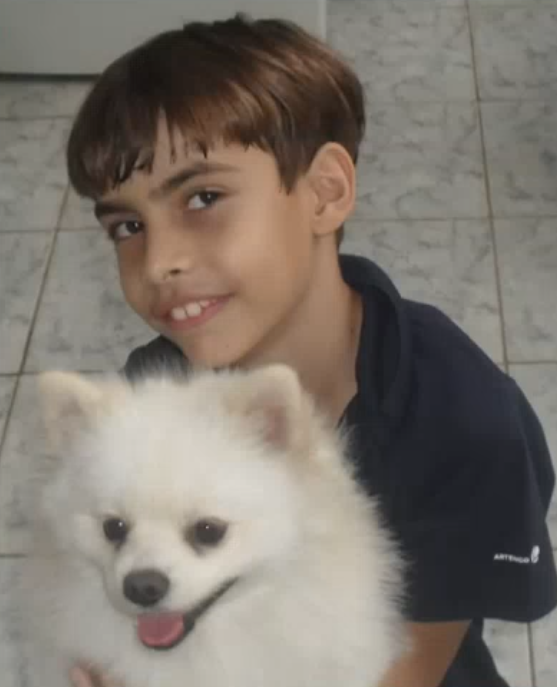 Mãe busca desesperadamente pelo filho de 11 anos: criança foi levada pela avó Onde está Daniel?