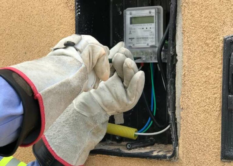 Operação contra furto de energia prende quatro pessoas em flagrante na Paraíba