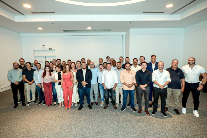 Prefeito e vice de Paulínia reúnem secretariado e vereadores debater projetos para a cidade