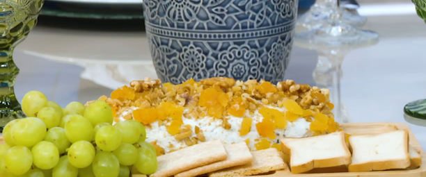 Anote a receita: terrine de gorgonzola com damasco