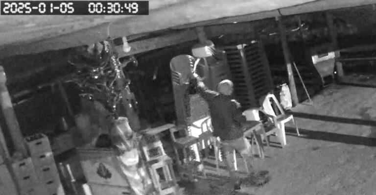 Suspeito ateia fogo em bar em Amparo