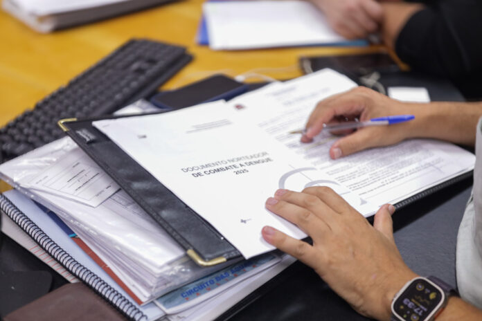 Amparo decreta emergência e novas ações contra a dengue