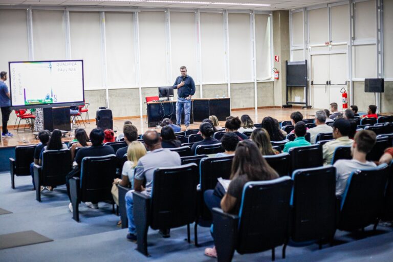 Emprega Paulínia oferece 325 vagas de emprego nesta terça-feira