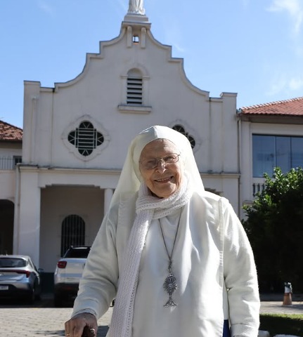 Irmã Mariângela, das Pequenas Missionárias de São José, morre aos 88 anos Irmã Mariângela, das Pequenas Missionárias de São José, morre aos 88 anos
