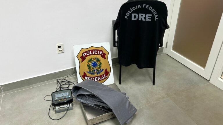 Polícia Federal Prende casal com 4,2 kg de cocaína no aeroporto de Viracopos