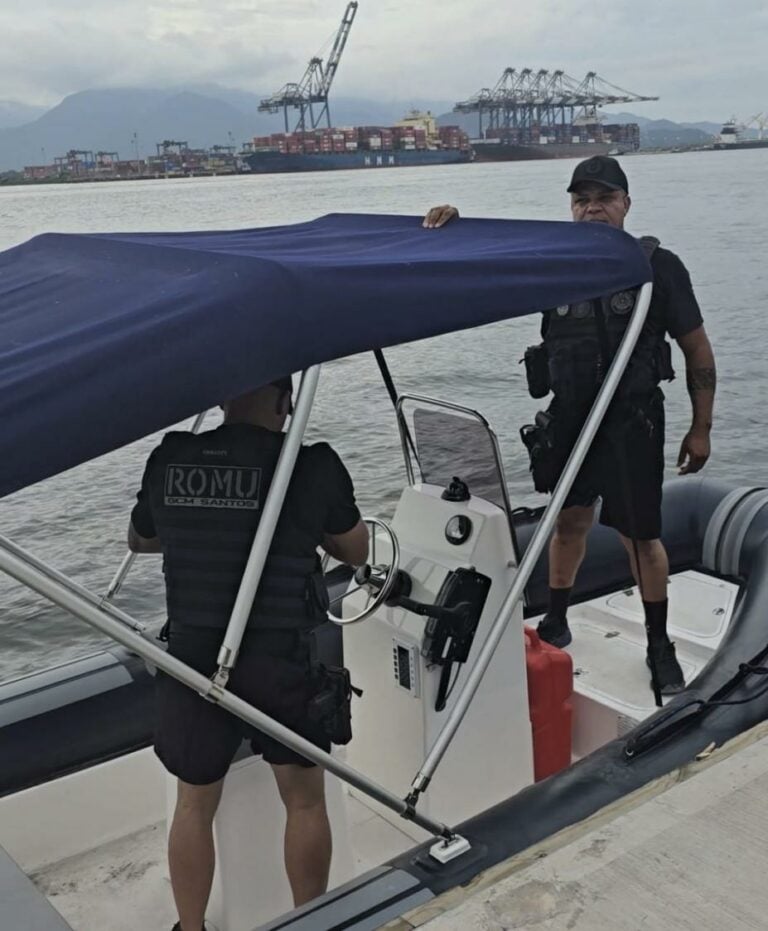 Guarda Municipal inicia rondas náuticas na orla santista