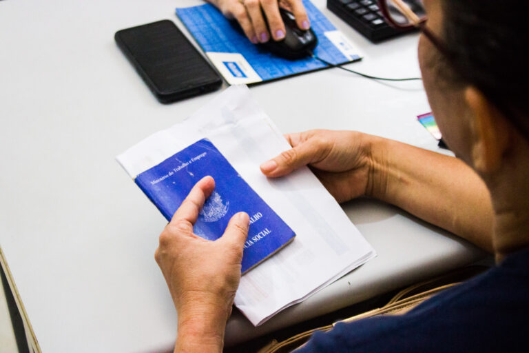 PAT de São Vicente oferece 460 vagas de emprego para esta segunda (6)