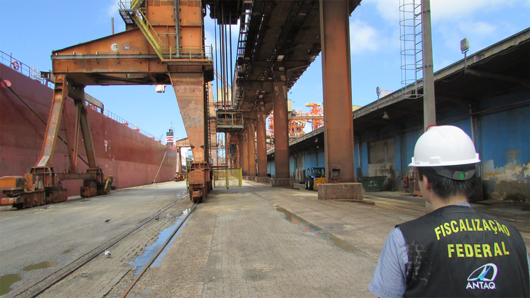 Porto de Santos ganha aplicativo para aumentar segurança; Entenda