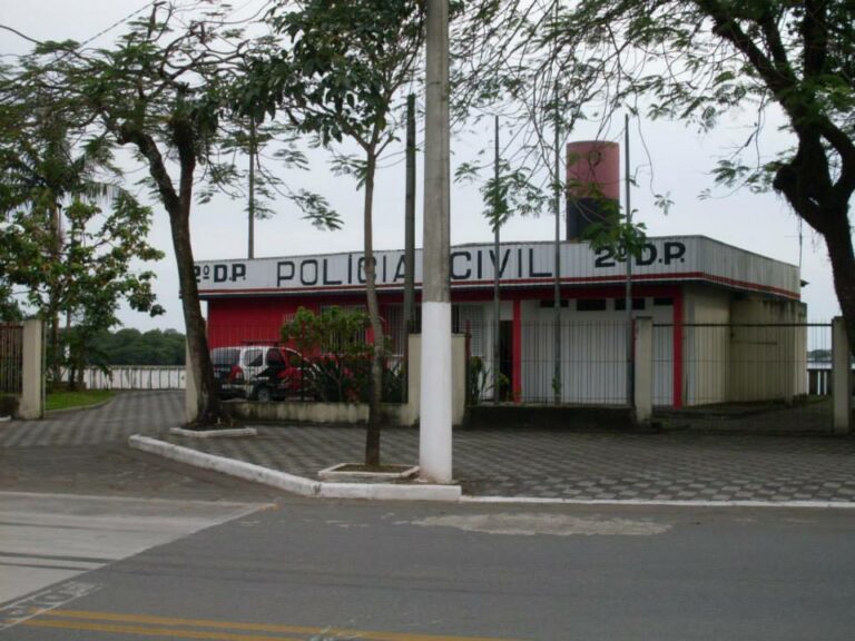 Homem morre baleado durante troca de tiros com a PM em comunidade de Cubatão