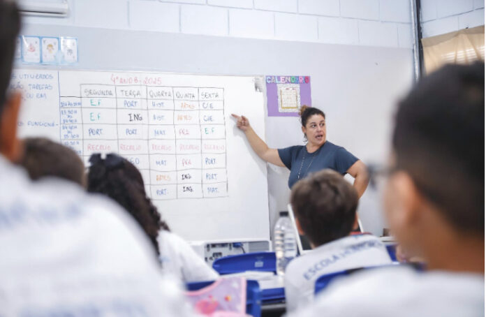 6BD59399-AC28-40BA-9FD6-D136BCE59E12