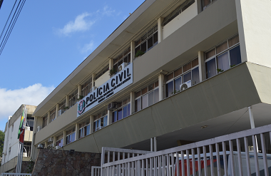 Criminosos armados roubam farmácia 24h em Campinas