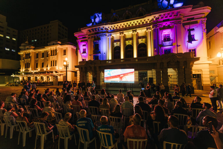 Maratona Oficial de Ribeirão Preto é lançada em evento na esplanada
