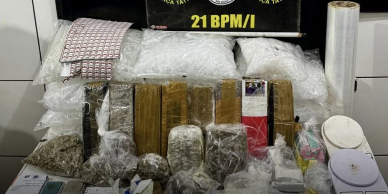 Casa bomba é descoberta em Guarujá e traficante é preso; VÍDEO