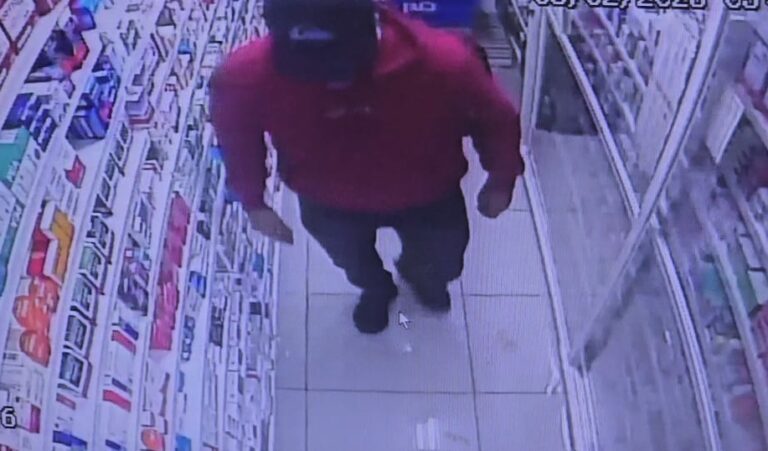 Farmácia 24 horas é alvo de criminosos em Campinas