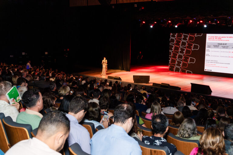 Bertioga marca presença no Encontro de Gestores do SUS Paulista