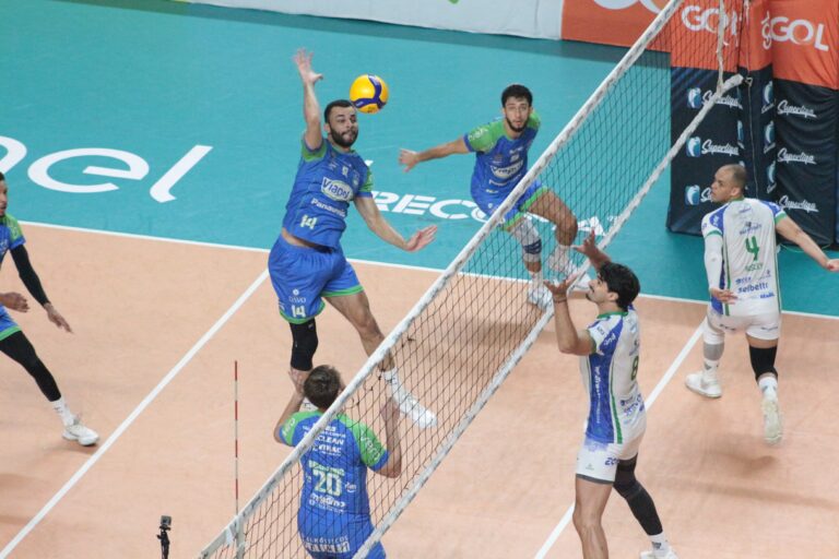 Vôlei São José perde para o Joinville pela Superliga Masculina de Vôlei