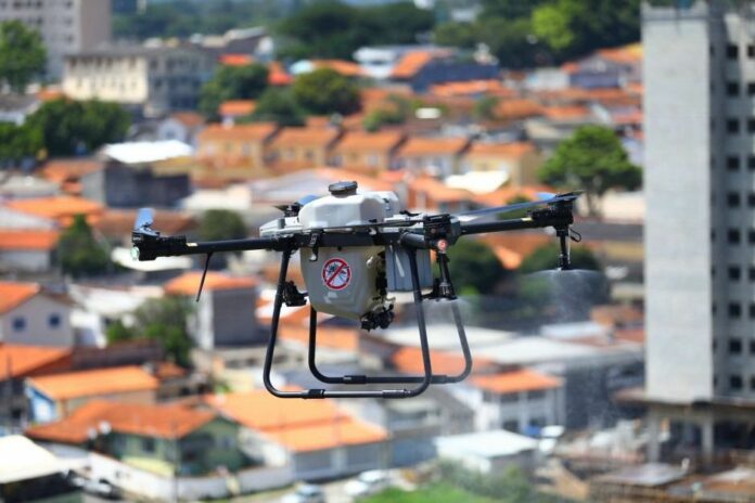 Prefeitura de São José anuncia uso de drones para combater a dengue na cidade Prefeitura de São José anuncia uso de drones para combater a dengue na cidade