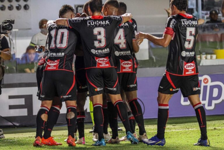 Zanardi elogia atuação contra o Santos e agora foca no duelo diante o Velo Clube; jogo acontece amanhã