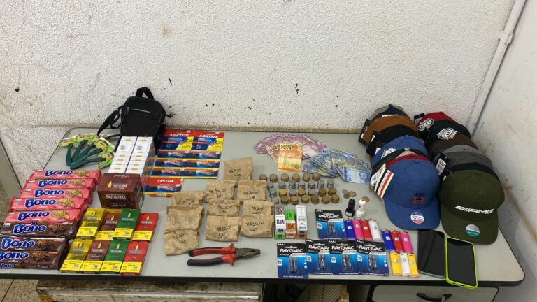 Do palheiro à super bonder: dois são detidos após furto em conveniência da região metropolitana