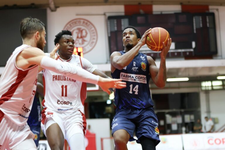 São José Basketball enfrenta o Sesi Franca neste domingo (16) pelo NBB