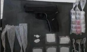 Homem tenta fugir da PM de bicicleta mas é preso por tráfico de drogas em Santos