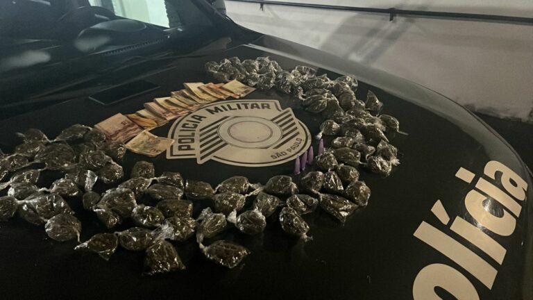 Dupla é presa por tráfico de drogas em Lorena