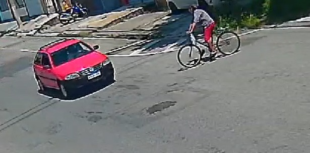 VÍDEO: Ciclista de 64 anos morre em acidente de trânsito, em Jacareí
