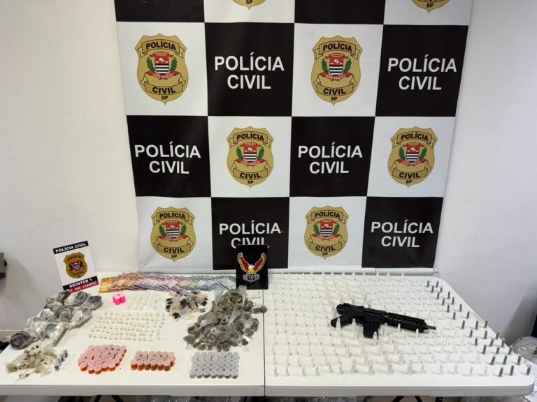 Mãe e dois filhos são presos por tráfico de drogas em São José