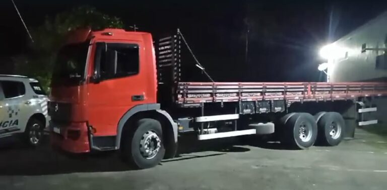 Motorista é preso após fugir da polícia com caminhão roubado em Campinas